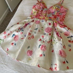 Short, pink and white party dress